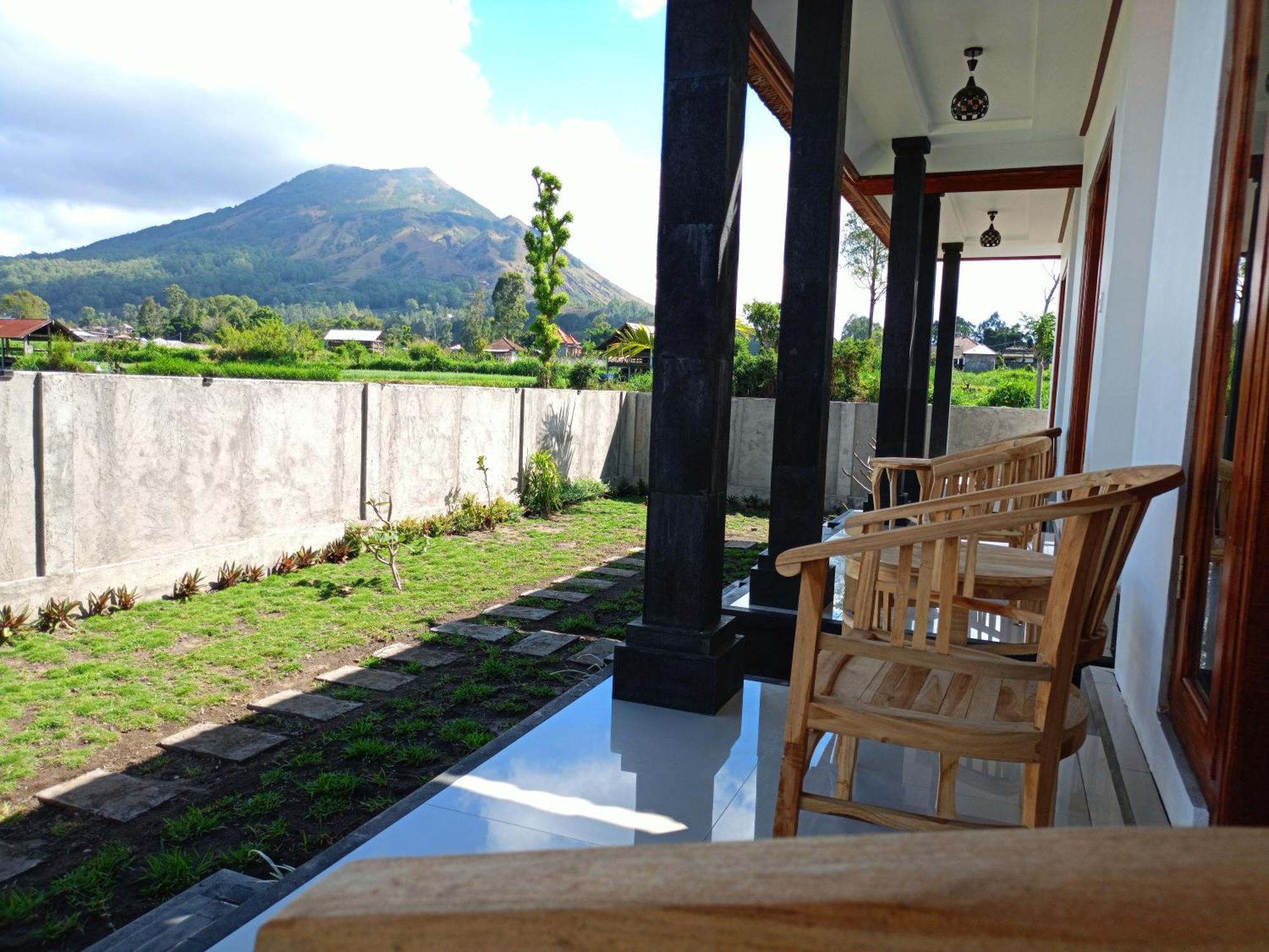 Batur Volcano Lodge *